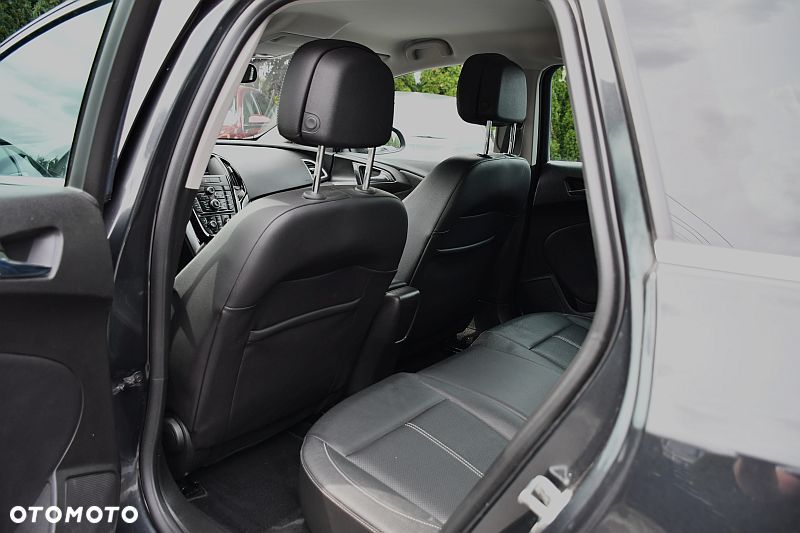 Opel Astra 1.4 T Cosmo - 19