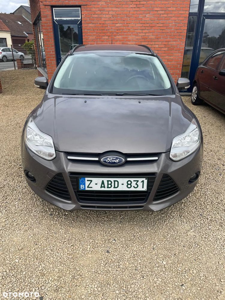 Ford Focus 1.6 TDCi DPF Start-Stopp-System SYNC Edition - 5