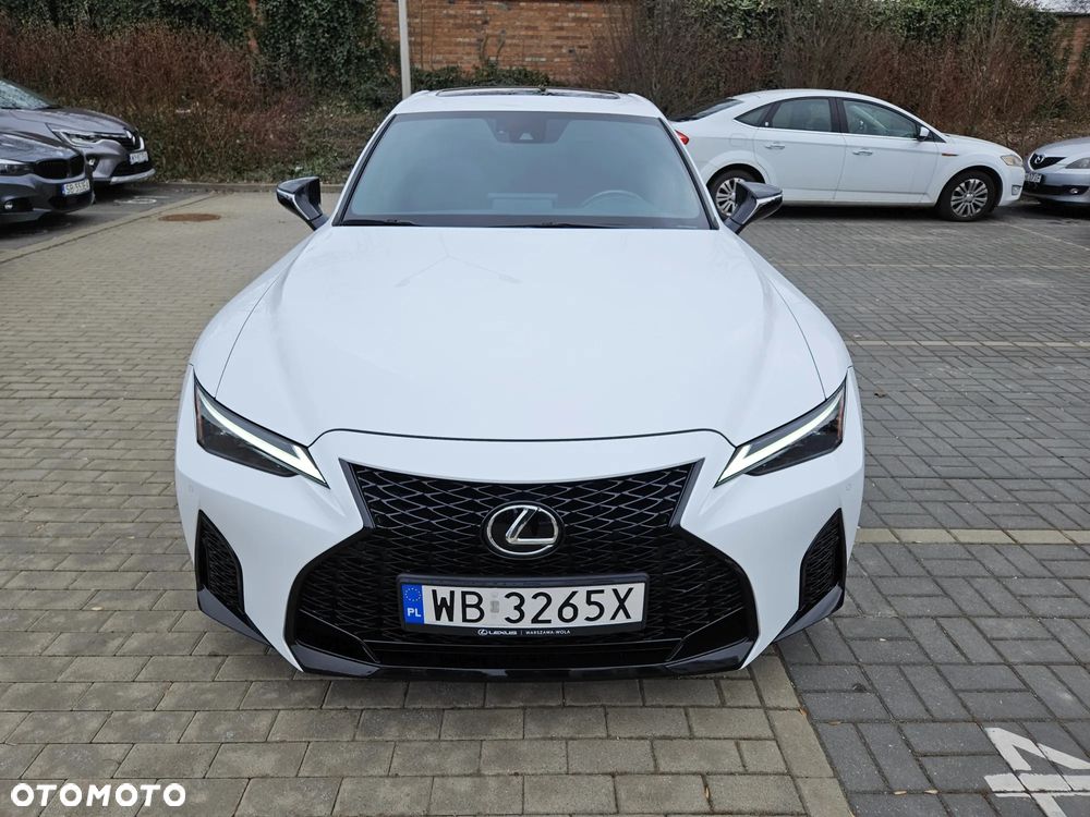 Lexus IS - 2