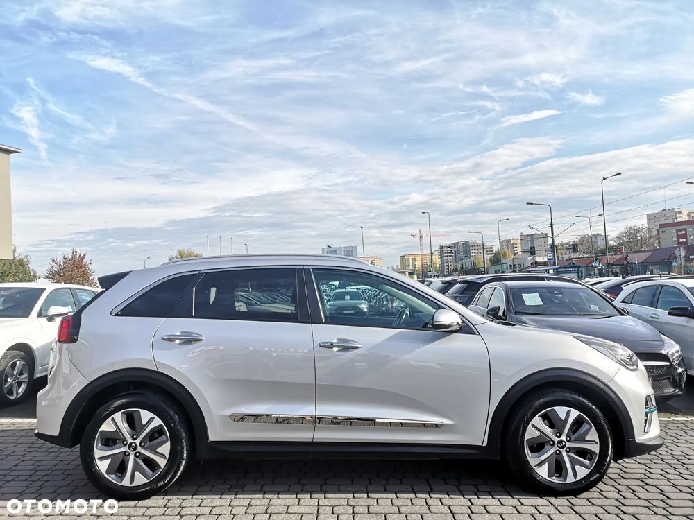 Kia Niro e-Niro 64kWh XL - 5