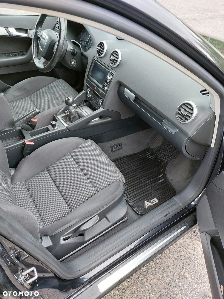 Audi A3 Sportback - 18