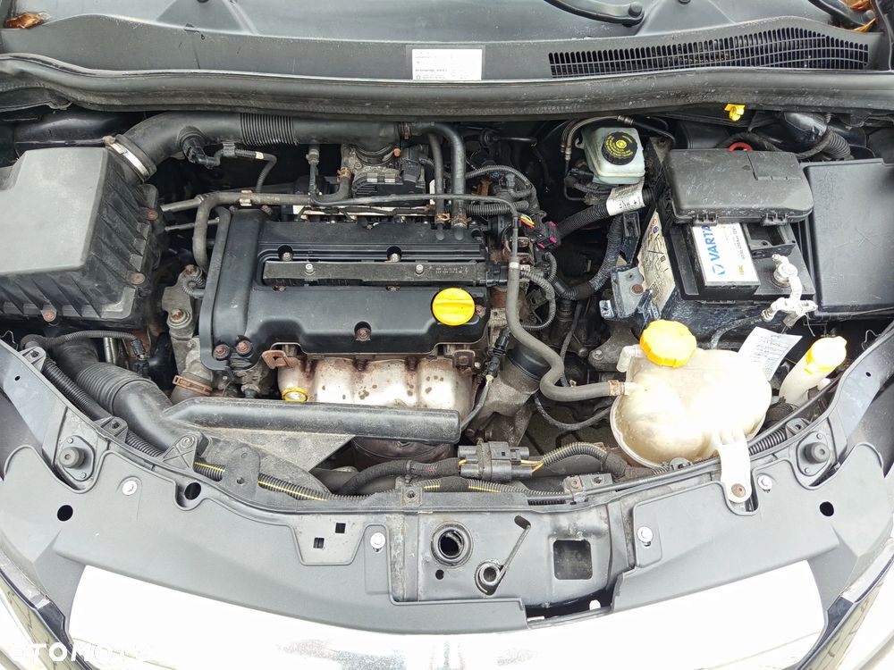 Opel Corsa Combo 1.4 Twinport Edition - 28