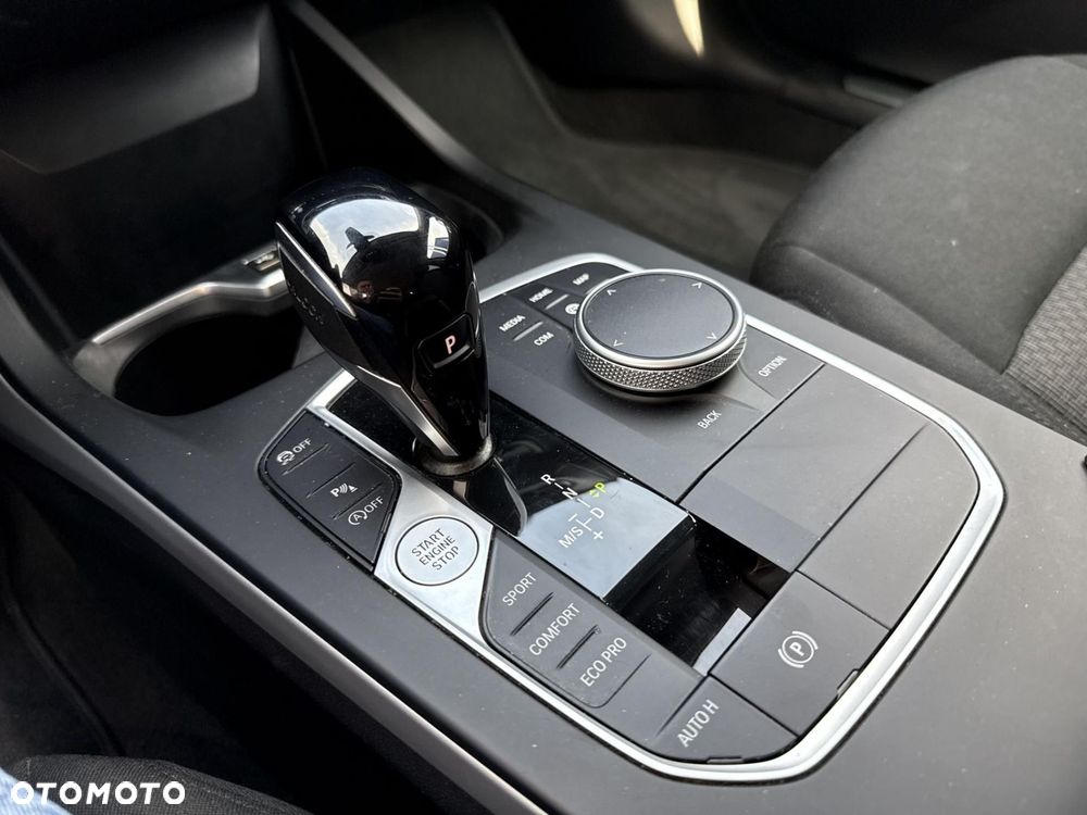 BMW Seria 1 118i Advantage - 13