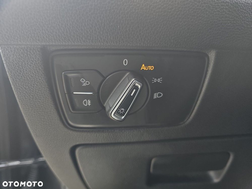 Volkswagen Arteon 2.0 TDI SCR Elegance DSG - 17