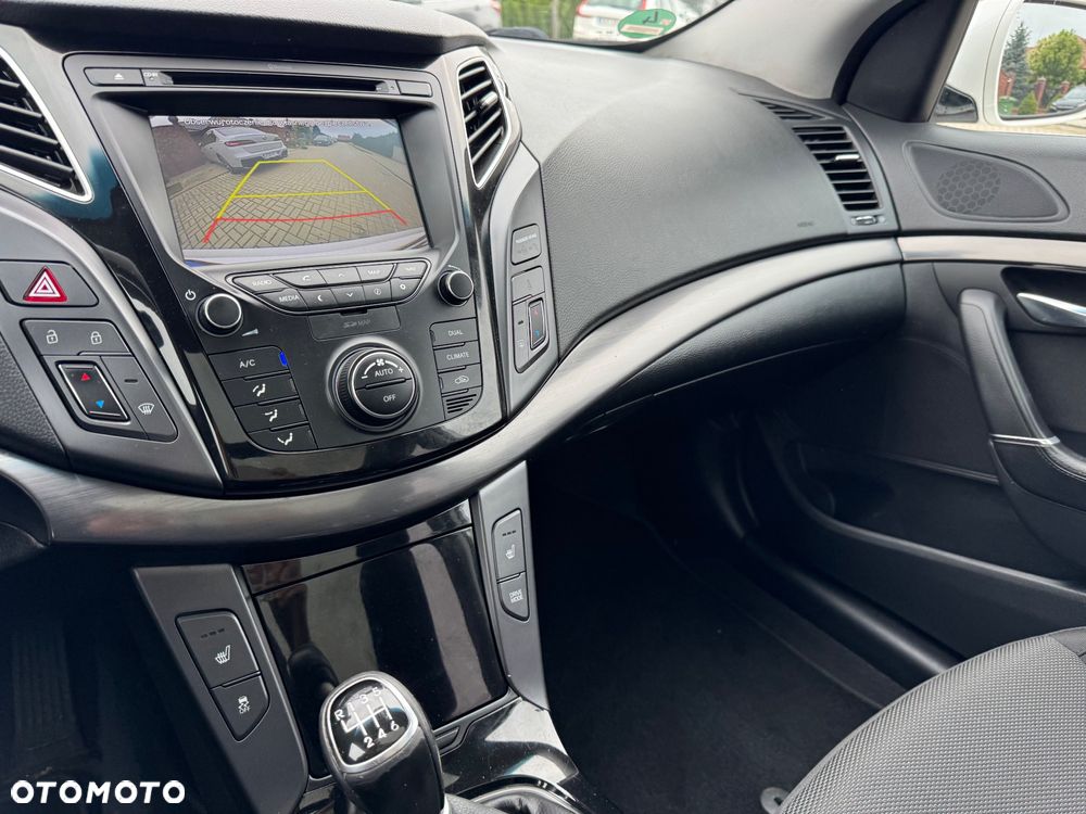 Hyundai i40 Kombi blue 1.7 CRDi Premium - 21