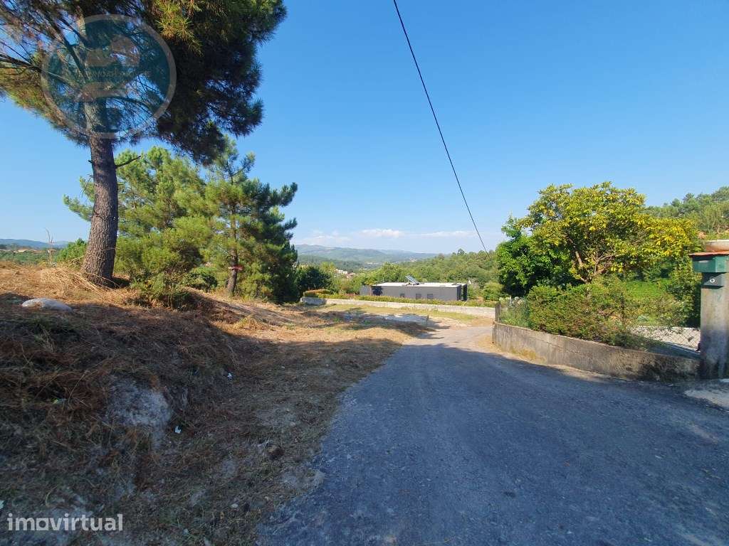 Terreno Construtivo de 1200m² 
Localização: Sra. de Fátima- Cabece... - Grande imagem: 2/16