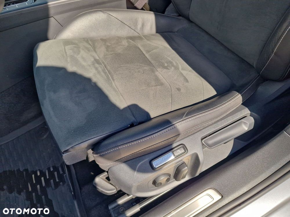 Volkswagen Arteon 2.0 TSI R-Line DSG - 16
