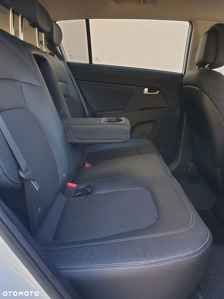 Kia Sportage 1.6 GDI Business Line L 2WD - 36