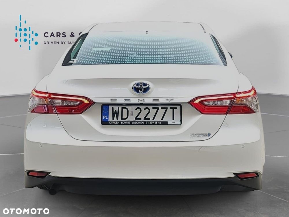 Toyota Camry 2.5 Hybrid Prestige CVT - 22