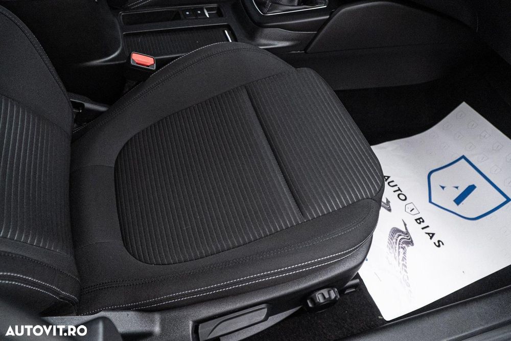 Ford Focus 1.0 EcoBoost Titanium - 39