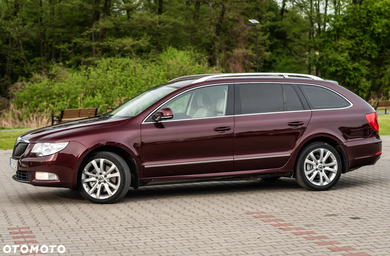 Skoda Superb 2.0 TDI Elegance DSG - 7