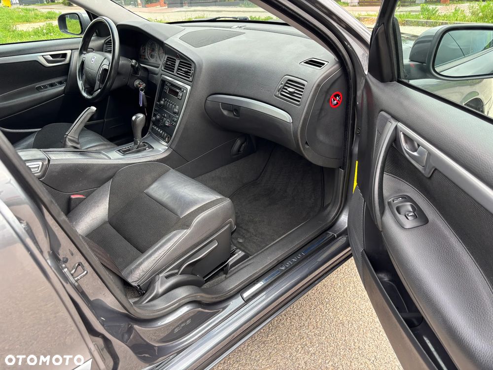 Volvo V70 2.4 Momentum - 20