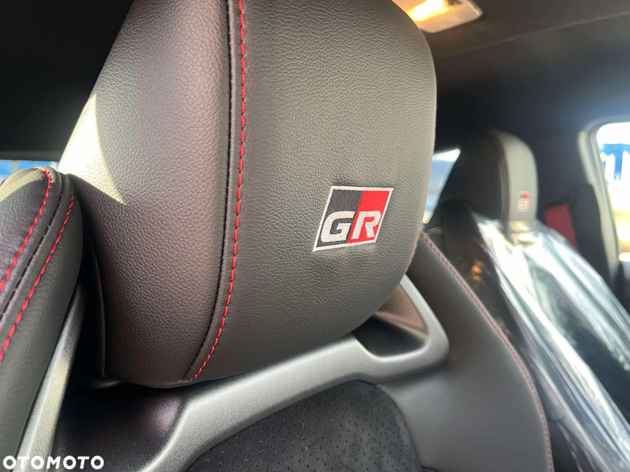 Toyota Yaris GR 1.6 Dynamic - 8