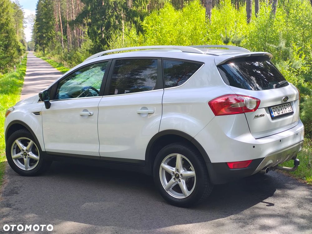 Ford Kuga - 12