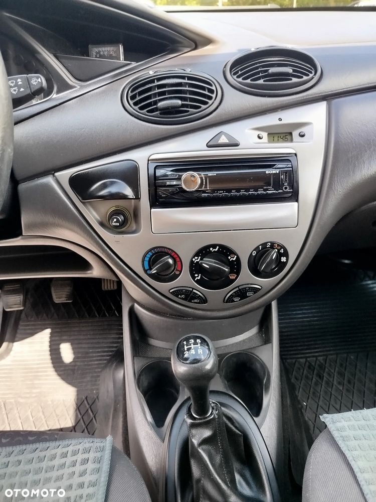 Ford Focus - 15