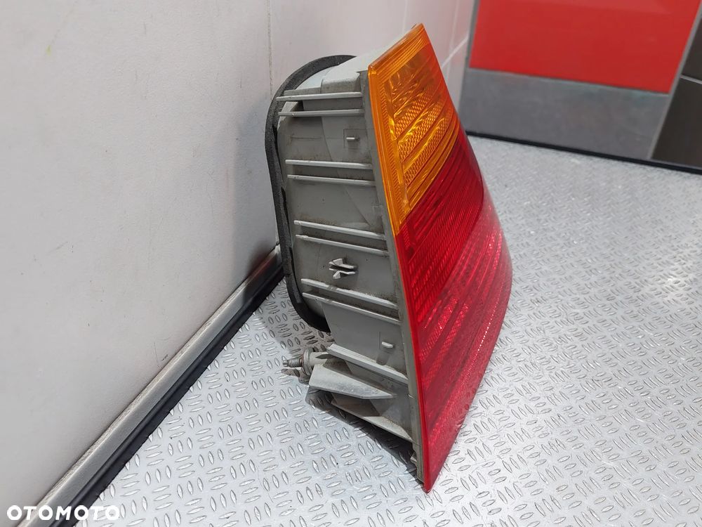 LAMPA TYŁ PRAWA BMW E46 NR 8364726 - 3