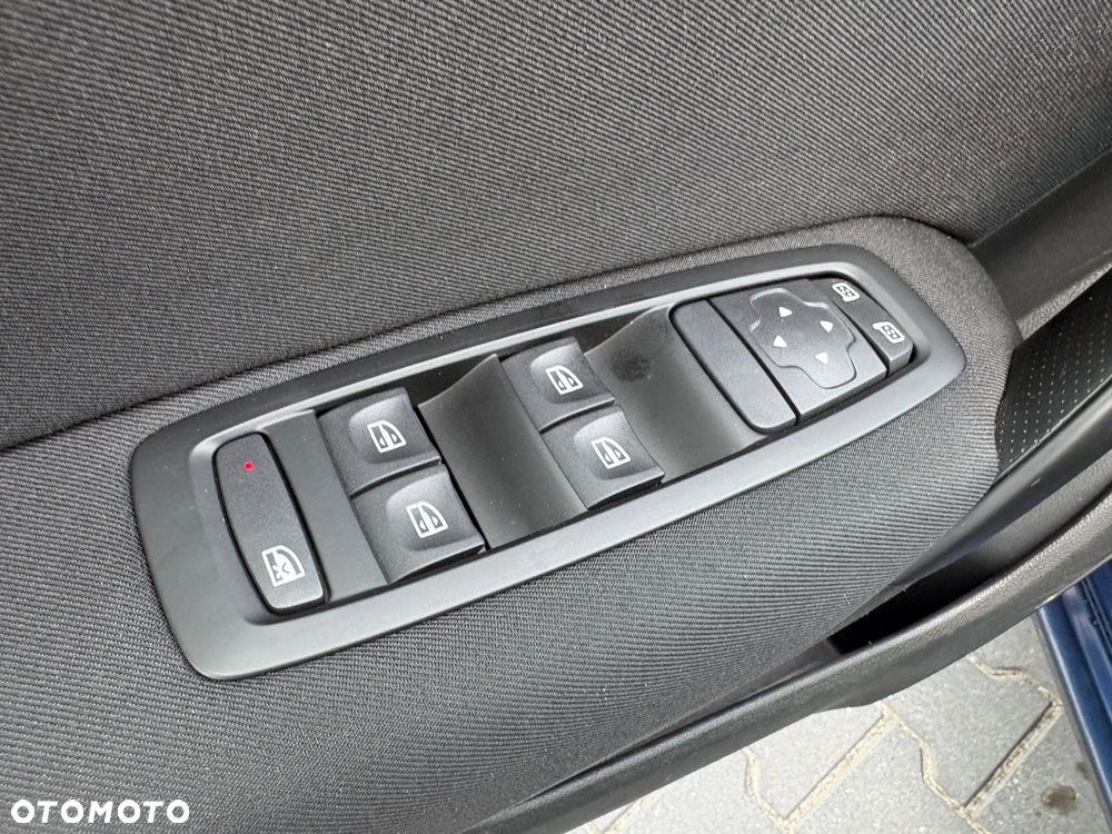 Renault Megane ENERGY dCi 110 INTENS - 14