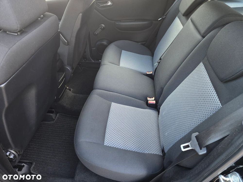 Mercedes-Benz Klasa A 160 BlueEFFICIENCY Avantgarde Special Edition - 18