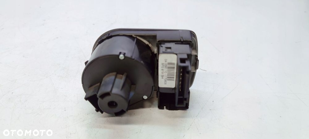 WŁĄCZNIK ŚWIATEŁ DRL AUDI A3 8P LIFT 8P2941531AE UK - 4