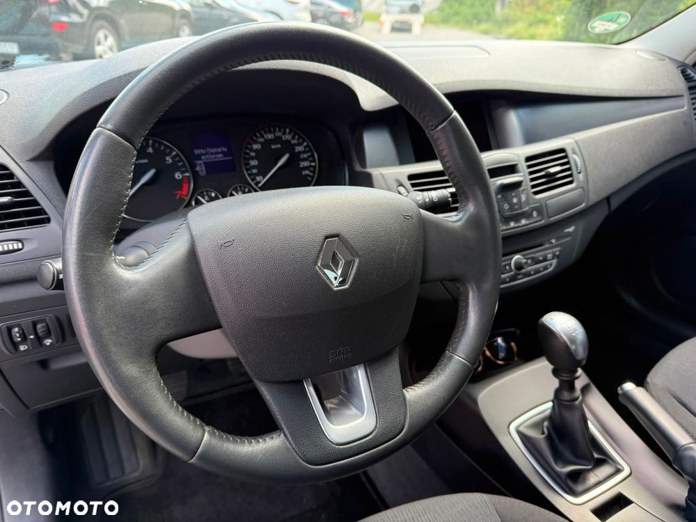 Renault Laguna 1.6 16V Emotion - 13