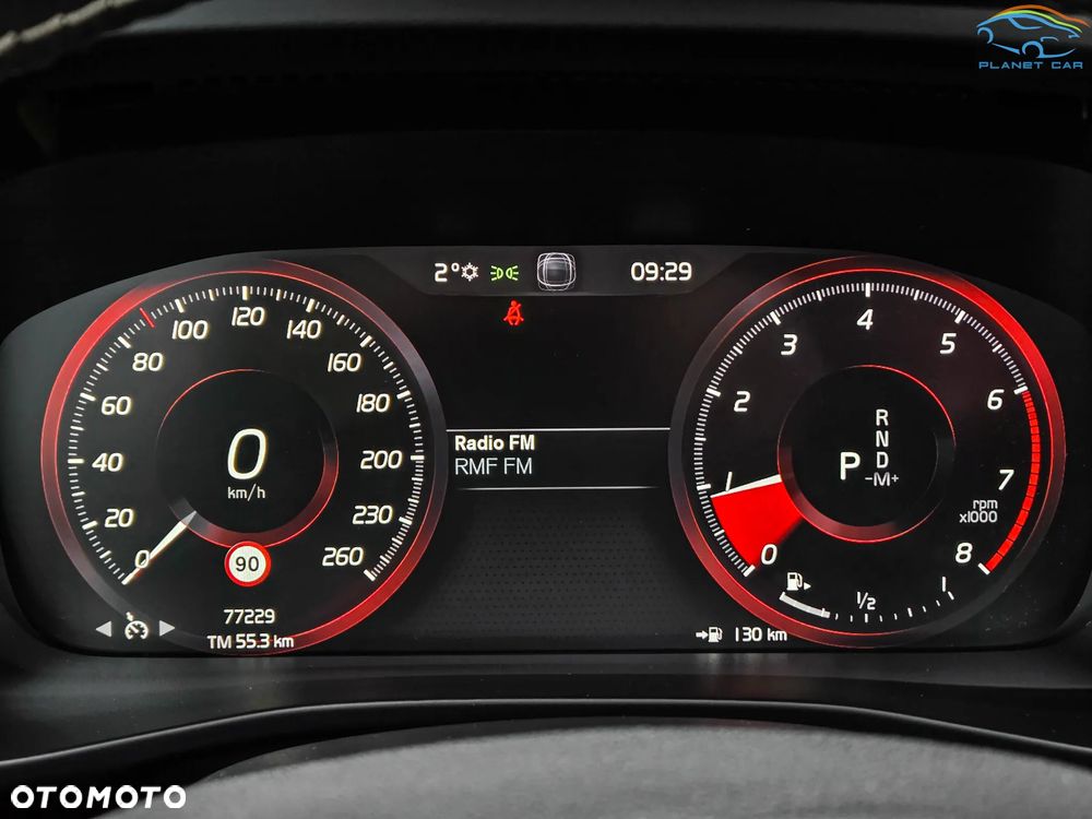 Volvo XC 40 B5 B AWD Geartronic RDesign - 27