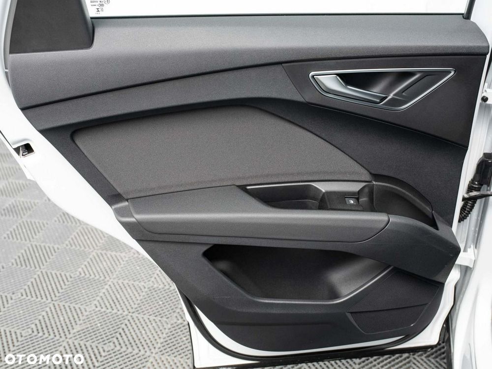 Audi Q4 e-tron 35 52kWh Advanced - 25