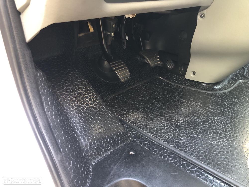 Renault Trafic 2.0 dCi L1H1 - 16