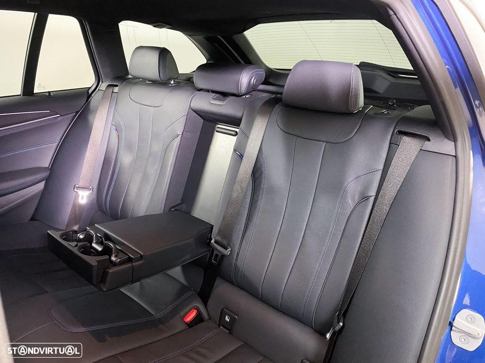 BMW 520 e Pack M - 23