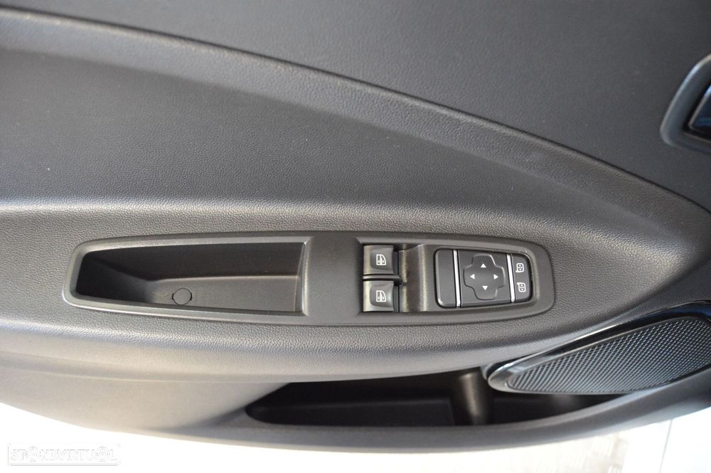 Renault Zoe (c/ Bateria) Intens 50 - 33