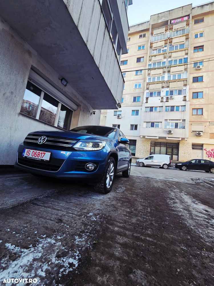 Volkswagen Tiguan 2.0 TDI SCR 4MOTION BlueMotion Technology DSG Lounge Sport & Style - 23