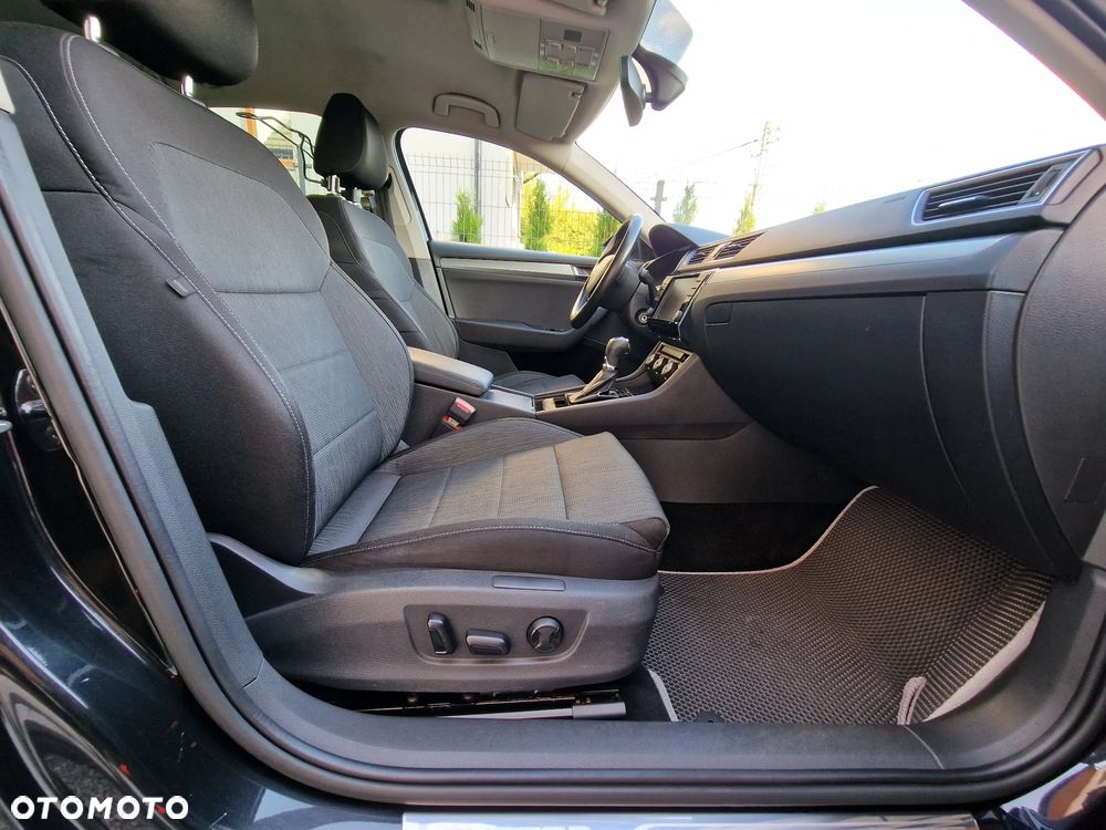Skoda Superb 1.6 TDI Style DSG - 18