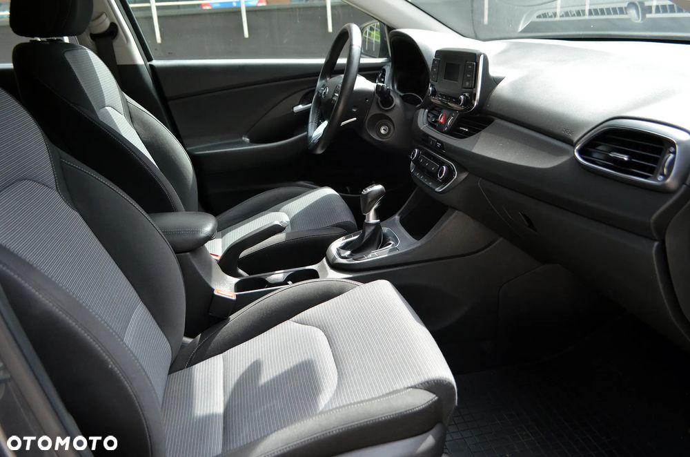 Hyundai i30 1.5 DPI Modern - 14