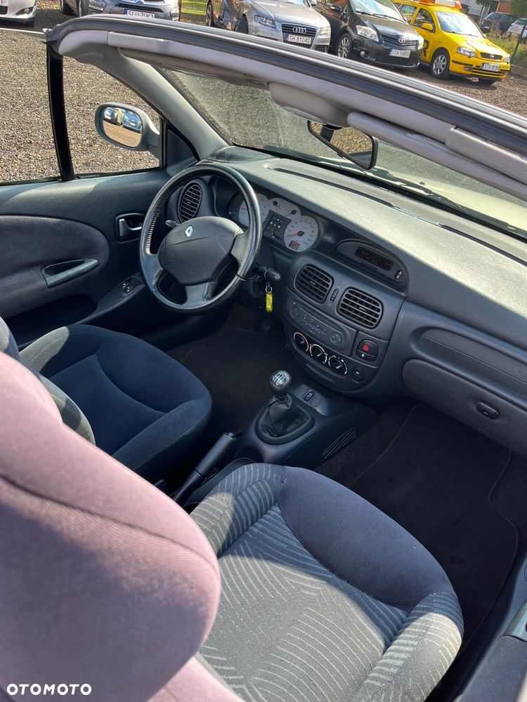 Renault Megane 1.6 - 26