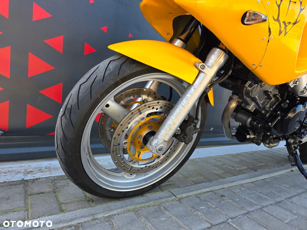 Suzuki SV - 23