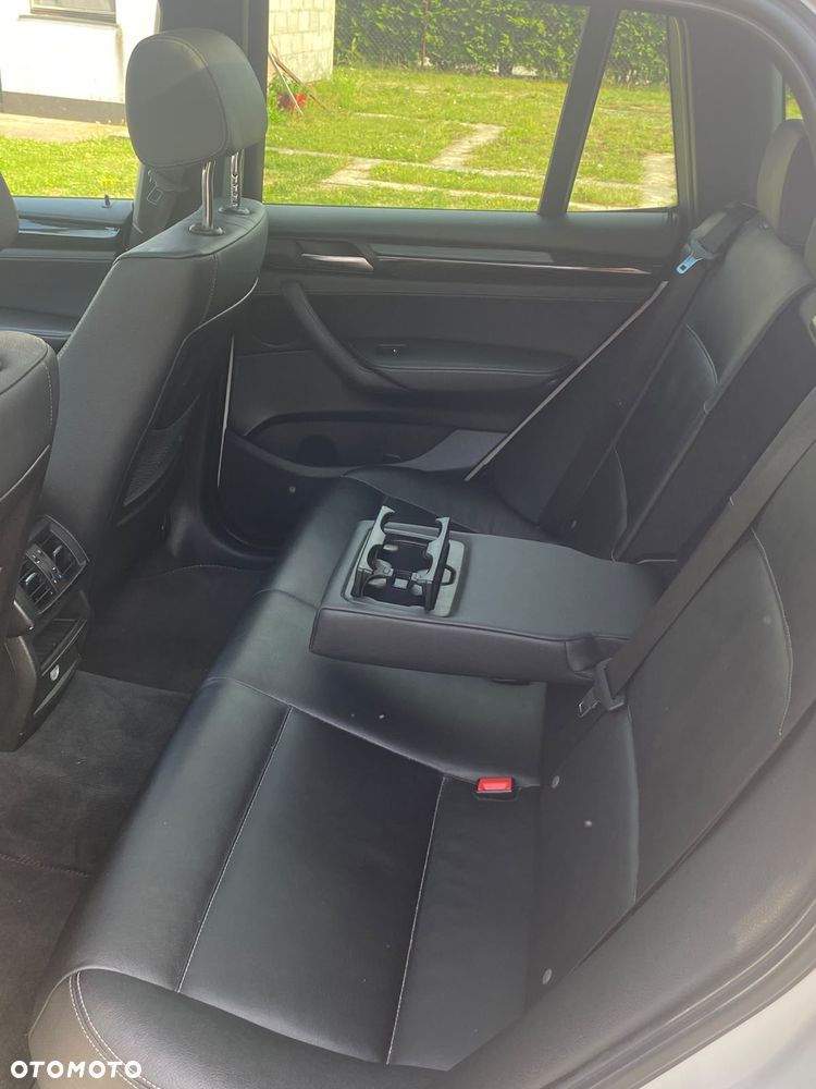 BMW X3 28i xDrive - 17
