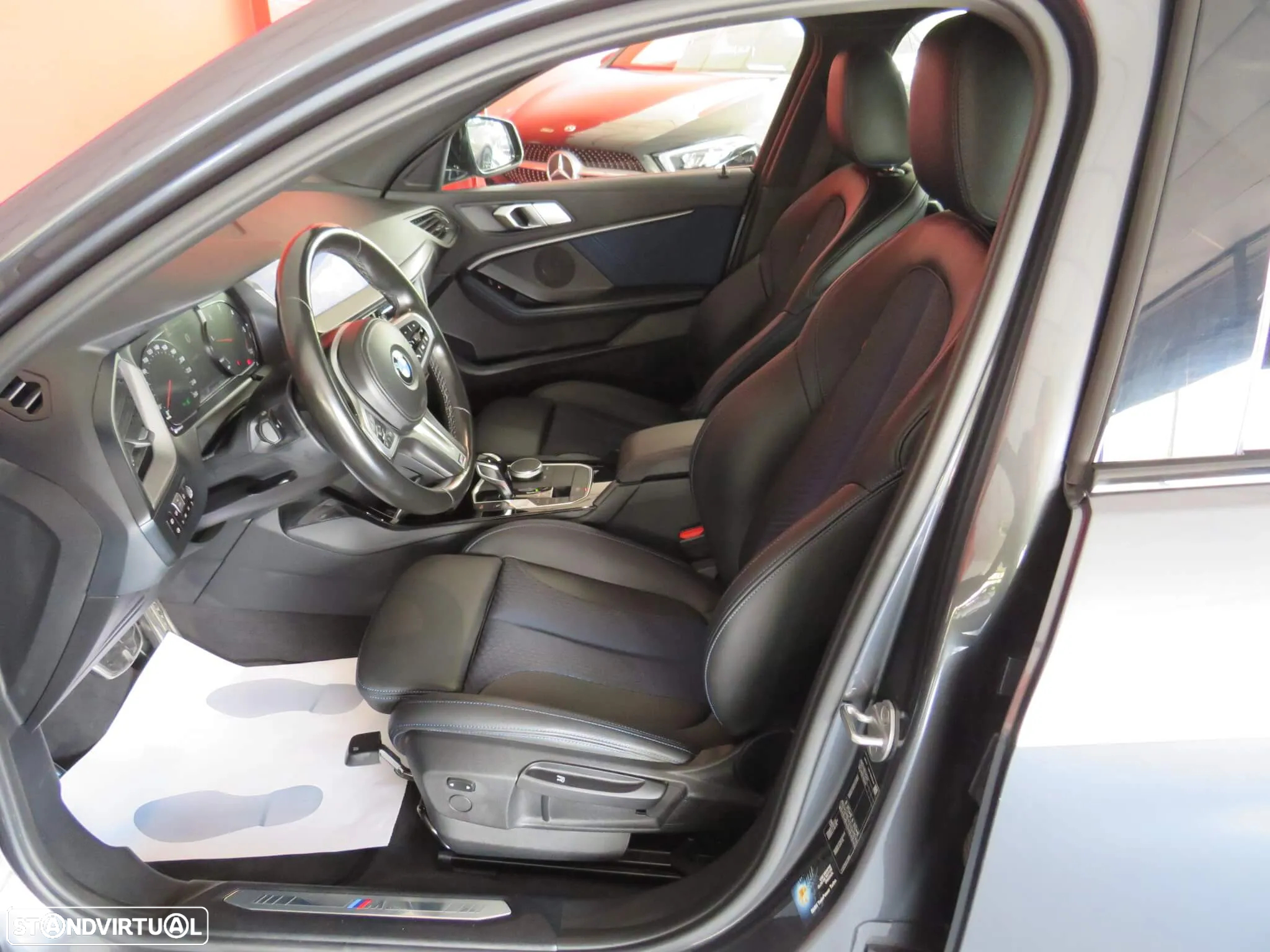 BMW 116 d Pack M Auto - 10