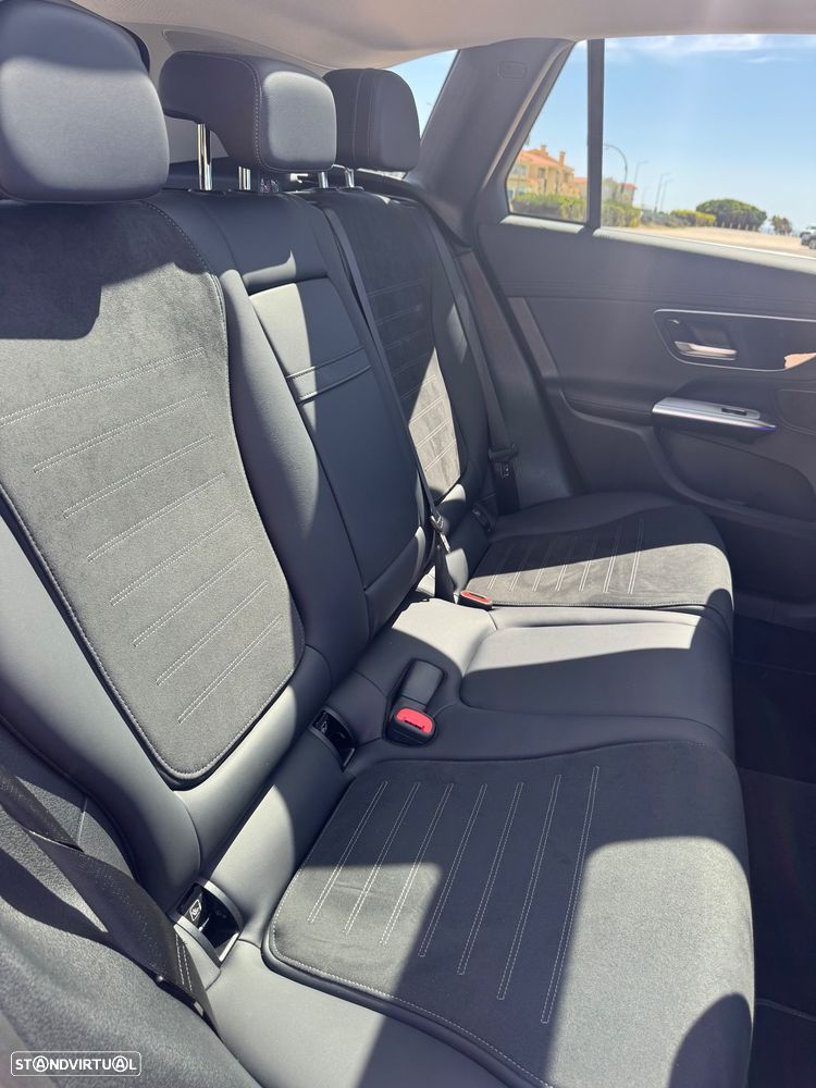 Mercedes-Benz GLC 300 e Coupe 4Matic - 11