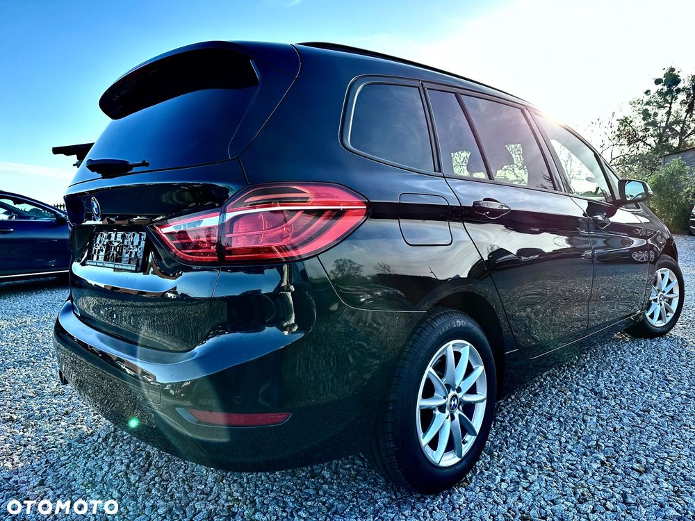 BMW Seria 2 218d - 3