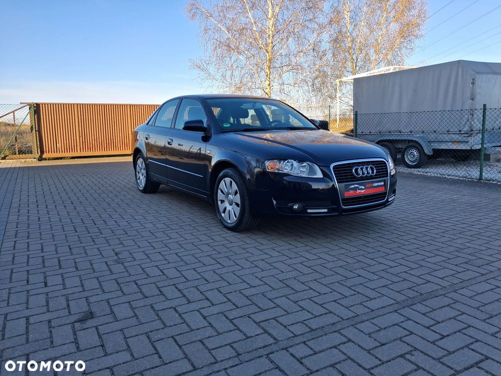Audi A4 Limousine - 7