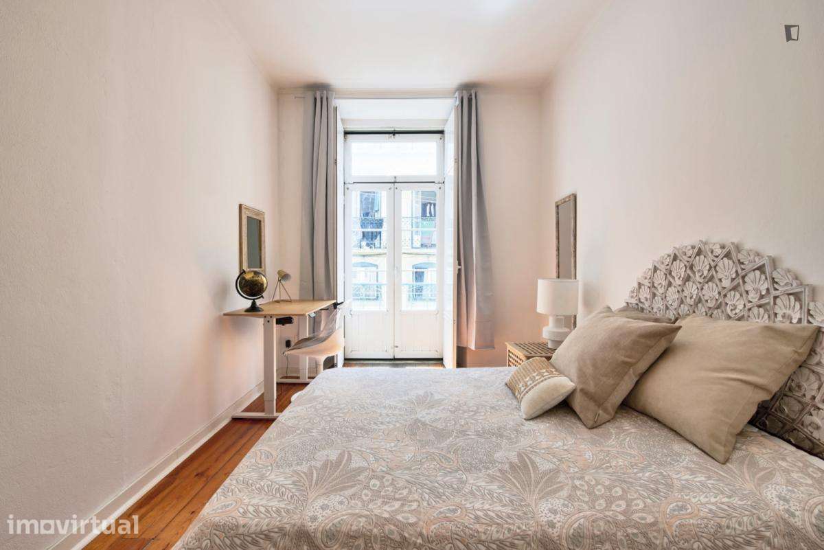 Quarto - localizado em Graça Lisbon - Grande imagem: 5/21