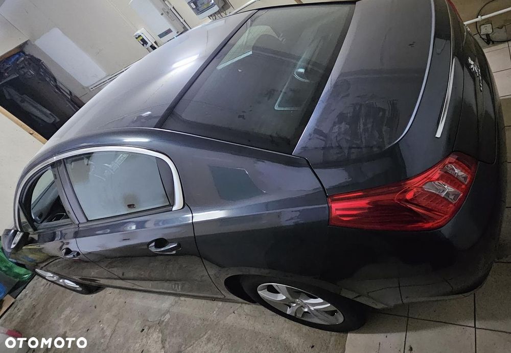Peugeot 508 1.6 T Allure - 2