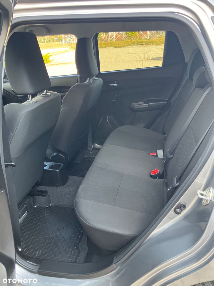 Suzuki Swift 1.2 Dualjet Hybrid Allgrip Comfort - 10