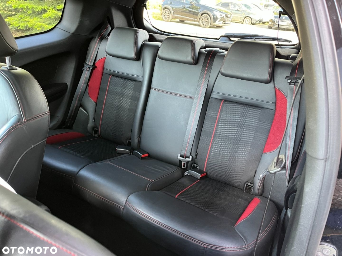 Peugeot 208 GTI 200 THP - 26