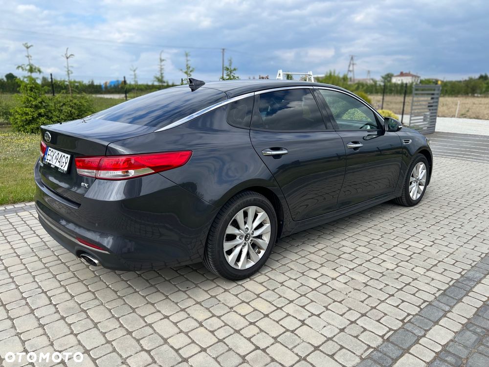 Kia Optima - 3