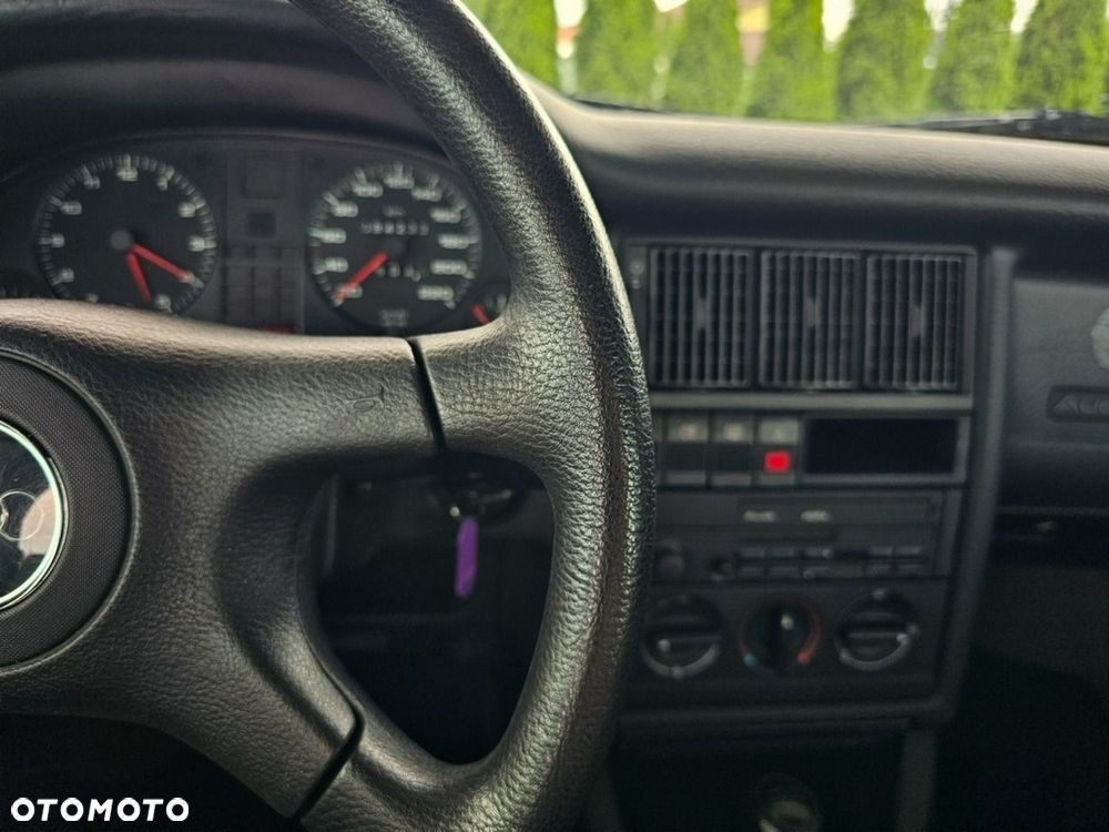 Audi 80 - 16