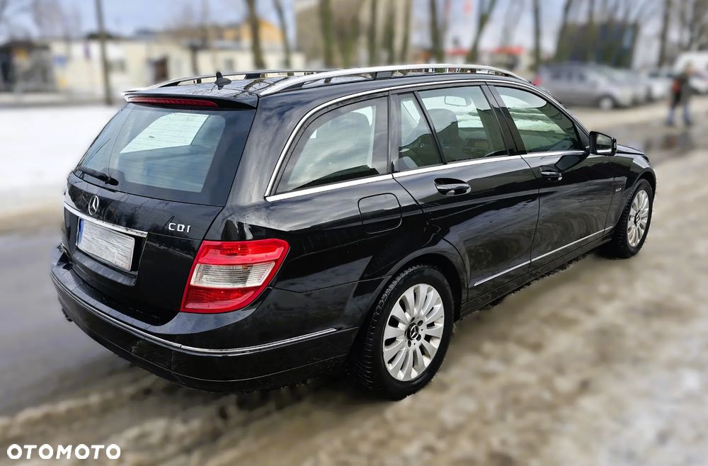 Mercedes-Benz Klasa C 220 CDI Elegance - 12
