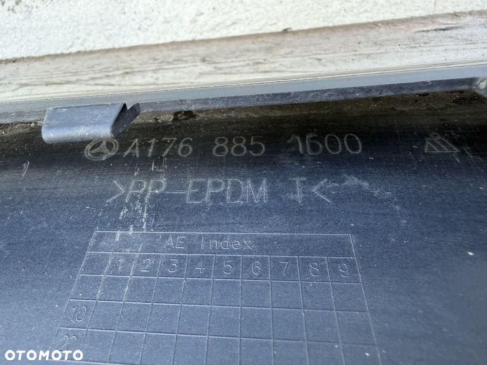 zderzak przód przedni mercedes a klasa w176 lift fl 2015- amg a1768851600 - 7