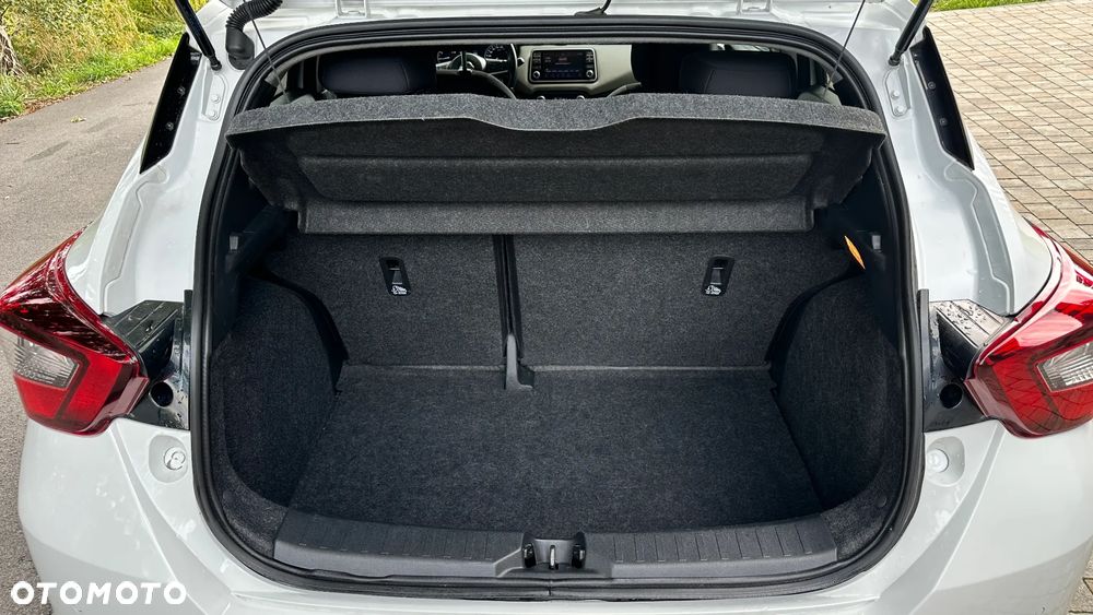 Nissan Micra - 10