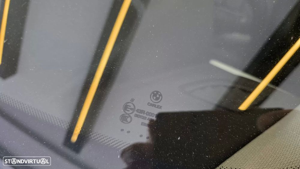 BMW X1 18 d sDrive Auto Line Sport - 26