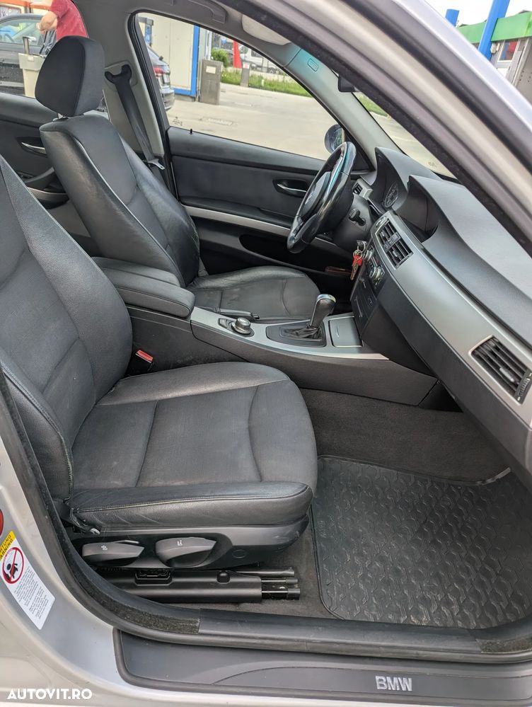 BMW Seria 3 320d xDrive DPF Aut. Edition Fleet Lifestyle - 4